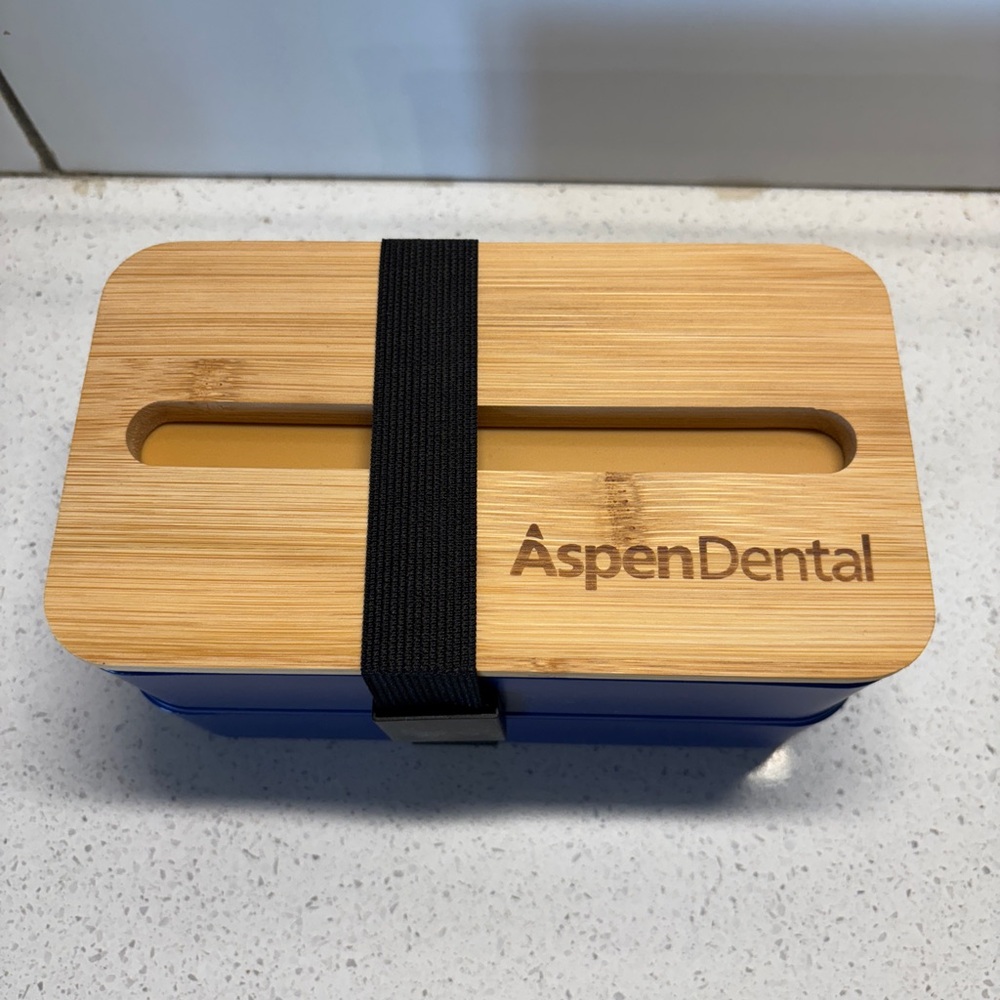 Aspen Dental Bamboo and Blue Lunch Box